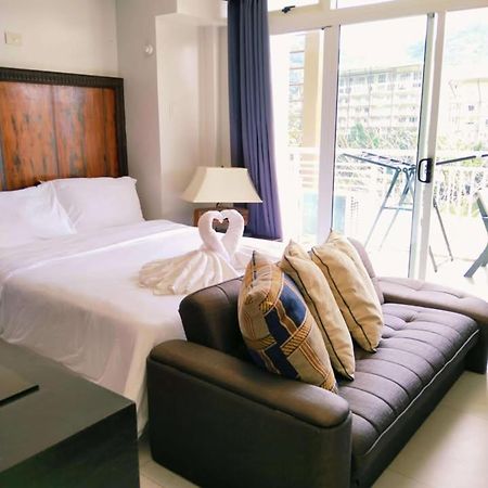 Pico De Loro Beach And Country Club Cutad Buitenkant foto